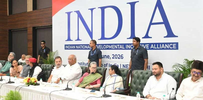 দিল্লিতে ইন্ডিয়া জোটের বৈঠক শুরু, উপস্থিত মমতা বন্দ্যোপাধ্যায়