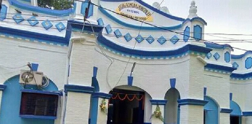 জিয়াগঞ্জ-আজিমগঞ্জে পুরসভার কর্মীদের অনির্দিষ্টকালের কর্মবিরতি