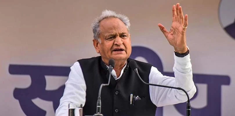 বেঁচে থাকলে বিজেপিকে নিষিদ্ধ করতেন ইন্দিরা: অশোক গেহলট
