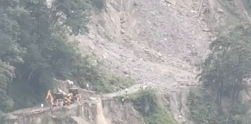 ধসে বিপর্যস্ত সিকিমের লাইফ লাইন
