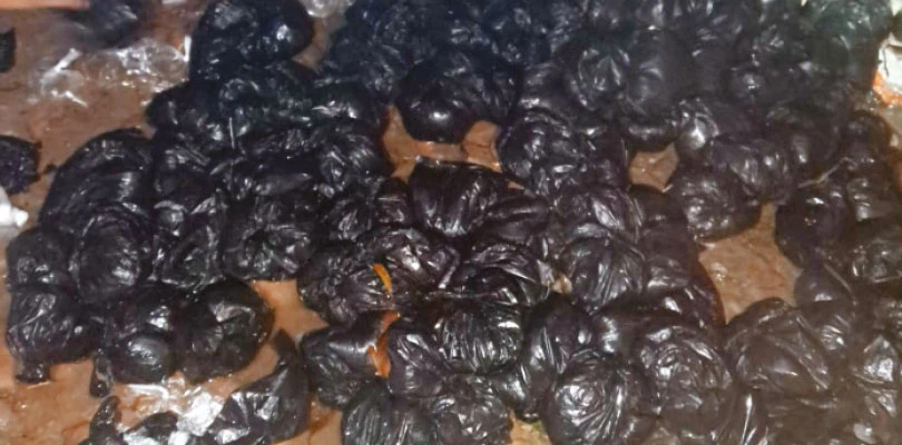 মধ্যরাতে ছদ্মবেশে হানা আবগারি কর্তাদের,  গ্রেপ্তার কুখ্যাত চোলাই কারবারি
