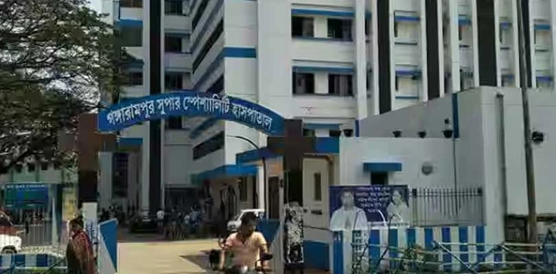 গঙ্গারামপুর সুপার স্পেশালিটিকে জেলা হাসপাতালে উন্নীত করার দাবি সত্যেনের