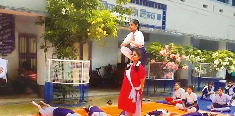 তেহট্ট শ্রীদাম চন্দ্র বালিকা উচ্চ বিদ্যালয়ে ছাত্রী থাকলেও রয়েছে শিক্ষিকার অভাব
