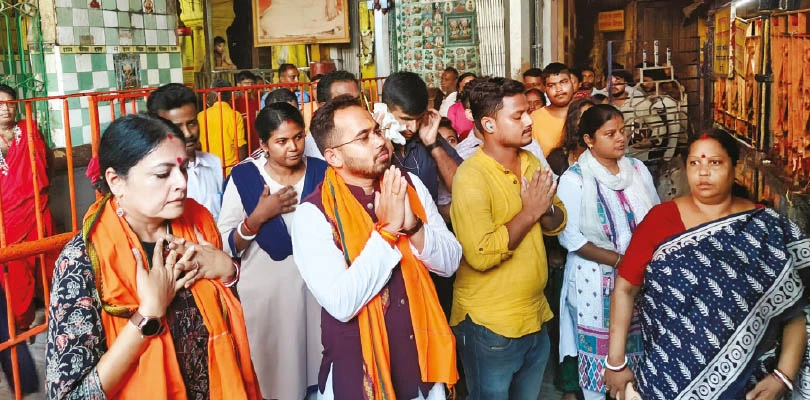 শ্রাবণী মেলার প্রস্তুতি নিয়ে তারকেশ্বরে বিধায়কদের নিয়ে বৈঠক মন্ত্রী অগ্নিমিত্রার