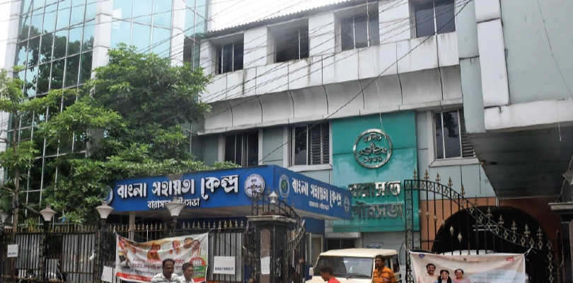 বিধায়কের কড়া হুঁশিয়ারির মাঝেই বারাসত পুরসভায় ইস্তফার জল্পনা