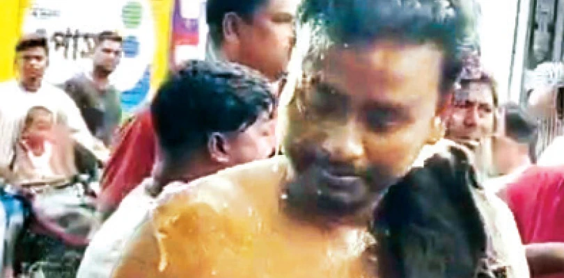 দুই ২৪ পরগনায় তৃণমূল নেতাদের উপর ‘ডিম অপারেশন’ অব্যাহতই