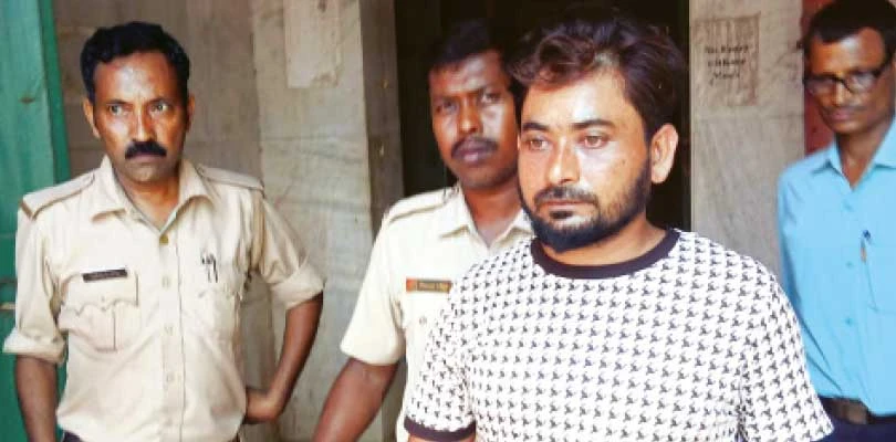 কাটোয়ায় জাল দলিল বানিয়ে জমি হাতানোর চেষ্টার অভিযোগে ধৃত যুবক, মৃত মানুষ জীবিত হয়ে উঠল ১৭ বছর পর!