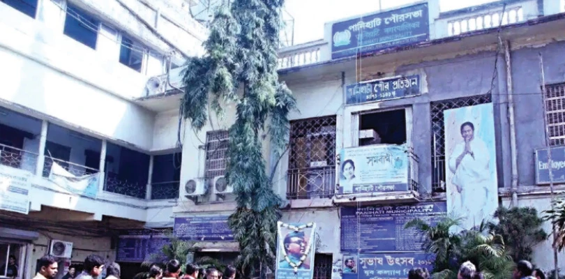 দুই কাউন্সিলার গ্রেপ্তার হতেই পদত্যাগের ঢল, পুর পরিষেবা নিয়ে প্রশ্ন পানিহাটিতে