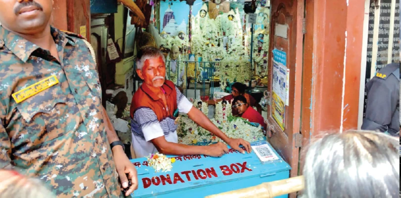 ‘প্রণামীর হিসাব হবে আমার বাড়িতে’, অভয়ার বাবার দাবিতে বিতর্ক পানিহাটিজুড়ে