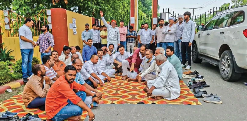 রামমন্দির দর্শনে গিয়ে  গৃহবন্দি কংগ্রেস নেতা