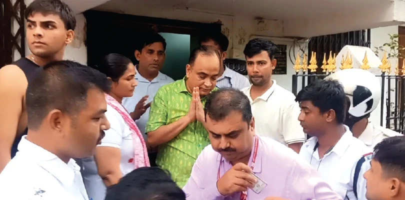 এনআইয়ের হাতে গ্রেপ্তার আরামবাগের প্রাক্তন সাংসদ অপরূপার স্বামী সাকির