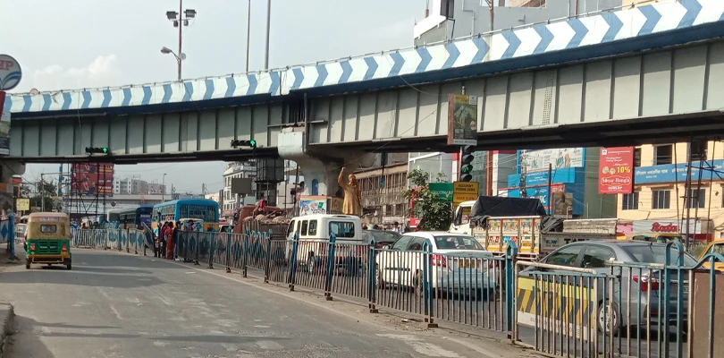 ডানলপে রেল ব্রিজ সংস্কার, বিটি রোডের বিকল্প রাস্তায় যাতায়াত