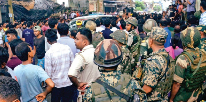 নাবালিকার পরিবারের পাশে রাজ্যের সব রাজনৈতিক দল, আজ বারুইপুরে যাচ্ছেন মুখ্যমন্ত্রী