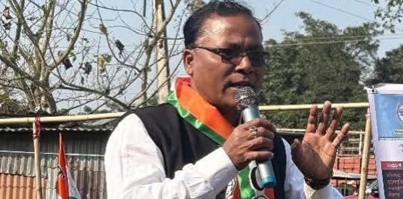 পদত্যাগ করলেন খাগড়াবাড়ি ২ নম্বর গ্রাম পঞ্চায়েতের প্রধান তৃণমূলের বাবলু রায়