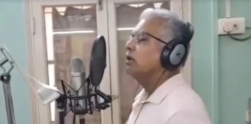 নতুন অবতারে ‘দাবাং’ দিলীপ, ঝালমুড়ি নিয়ে গান রেকর্ডিং স্টুডিওতে