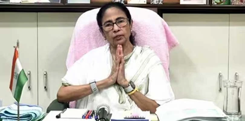 বিদ্রোহী ব্লকে মদন-কেষ্টও, ‘বেইমান’দের জন্য মমতা ক্ষমাপ্রার্থী