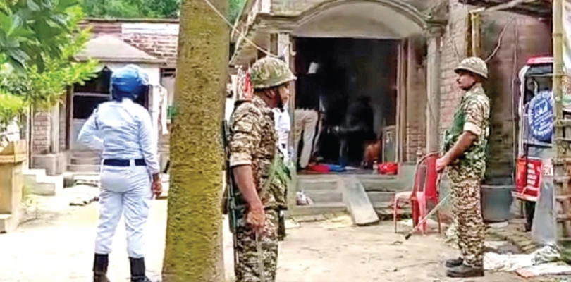 রাজ্যের ১০ জায়গায় উত্তরপ্রদেশ এটিএস, ইডি’র হানা, অভিযুক্ত  বিজেপি ও তৃণমূল নেতা পলাতক