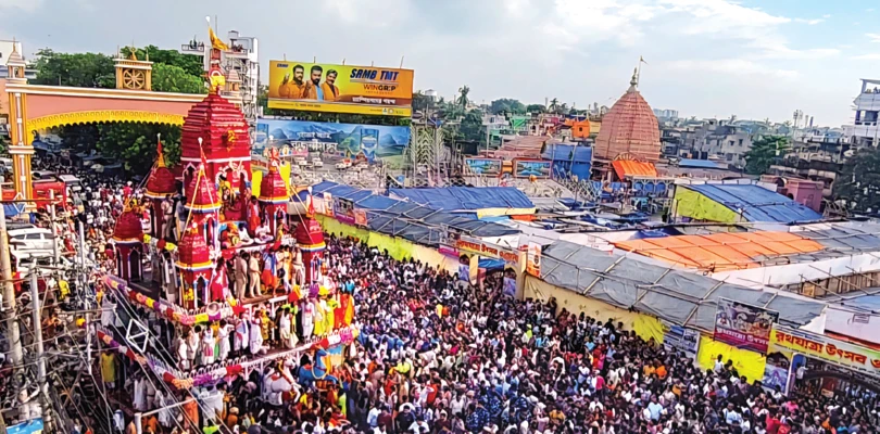 বিকেল গড়াতেই মাহেশে রথের রশিতে টান, বিপুল ভক্ত সমাগম, উন্মাদনা গুপ্তিপাড়াতেও