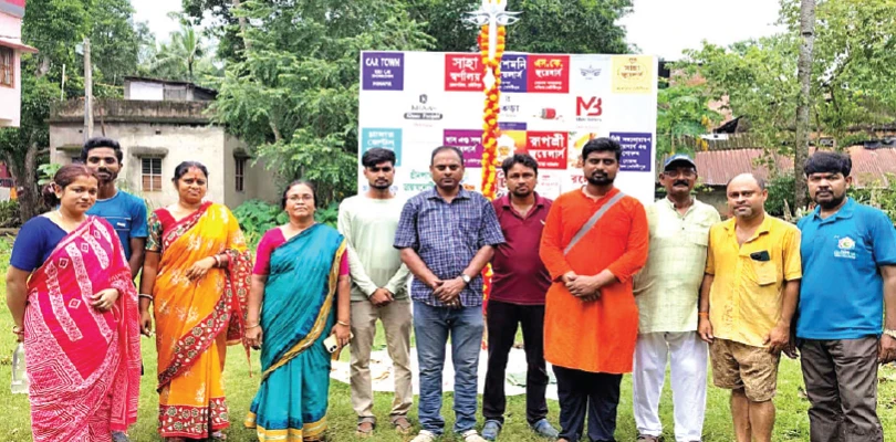 ডেবরায় লোয়াদা ক্যাকটাস ওয়েলফেয়ার অ্যাসোসিয়েশনের পুজোর থিম ‘অরণ্যের শেষ চিঠি’