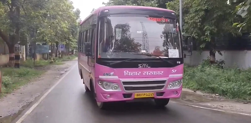 বিহারে মহিলাদের জন্য চালু ‘পিঙ্ক বাস’ পরিষেবা