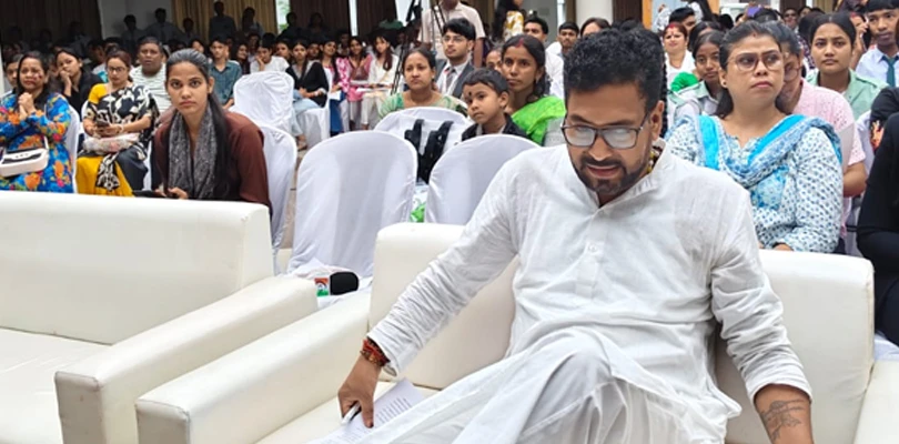 ‘মন্ত্রীদের সম্পর্কে সাধারণ মানুষের ধারণা বদলাতে চাই’, সংকল্প শংকরের