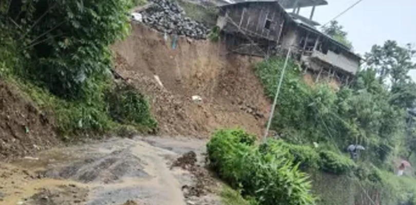 বৃষ্টিতে নাগাল্যান্ডে ভয়াবহ ধস, মৃত ৪