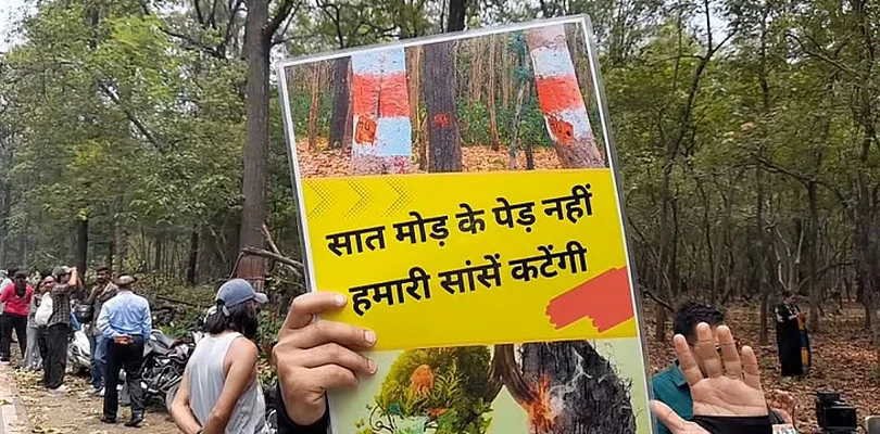 রাস্তা সম্প্রসারণের জন্য ৪ হাজার গাছ কাটার পরিকল্পনা স্থগিত, উত্তরাখণ্ডে বিক্ষোভের জের