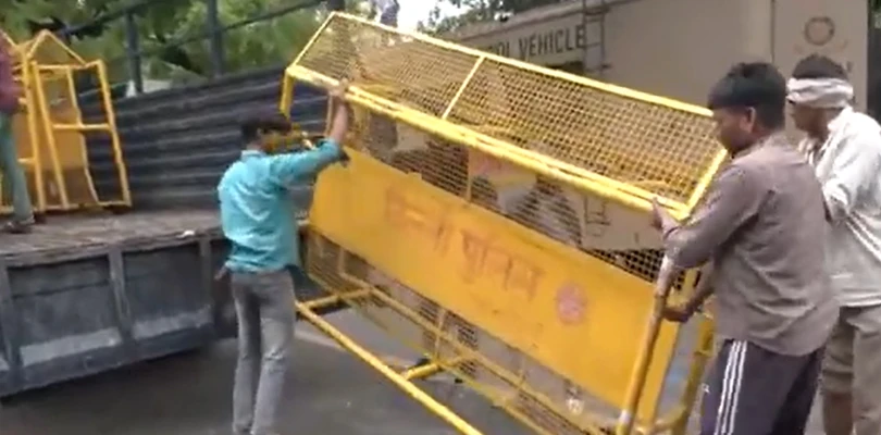 দিল্লির যন্তর মন্তরে বাড়ল পুলিশি কড়াকড়ি