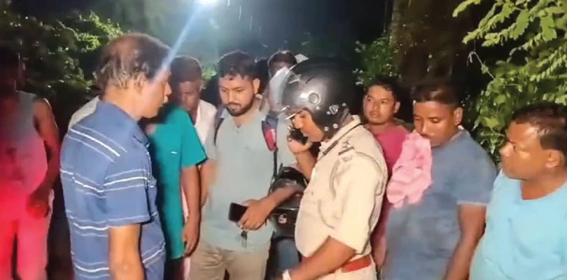 সোনা ব্যবসায়ীকে গুলি, গয়নার ব্যাগ ছিনতাই, ধাওয়া করল জনতা, বাইক, পিস্তল ফেলেই চম্পট দুষ্কৃতীদের