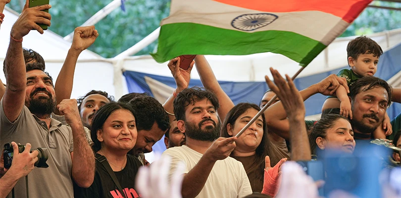 ১২ বছরে প্রথমবার, মোদির দিকে আঙুল উঠতেই সিদ্ধান্ত?