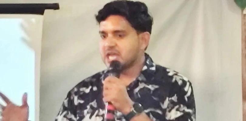তোলাবাজি, ভয়-ভীতি প্রদর্শন সহ একাধিক অভিযোগে পুরুলিয়া জেলার তৃণমূল ছাত্র পরিষদের প্রাক্তন জেলা সভাপতি কিরীটি আচার্য গ্রেপ্তার