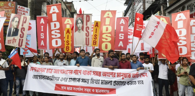 পুলিশ অনুমতি দেয়নি, মহানগরে বাম ছাত্রদের মিছিলের রুট পরিবর্তন