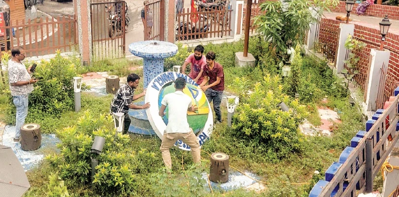 খুলে ফেলা হল বিশ্ব বাংলা লোগো