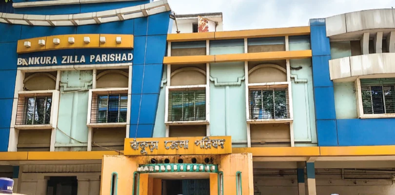 বাঁকুড়া জেলা পরিষদের স্টল ও জলাশয় এবার নতুন করে লিজ