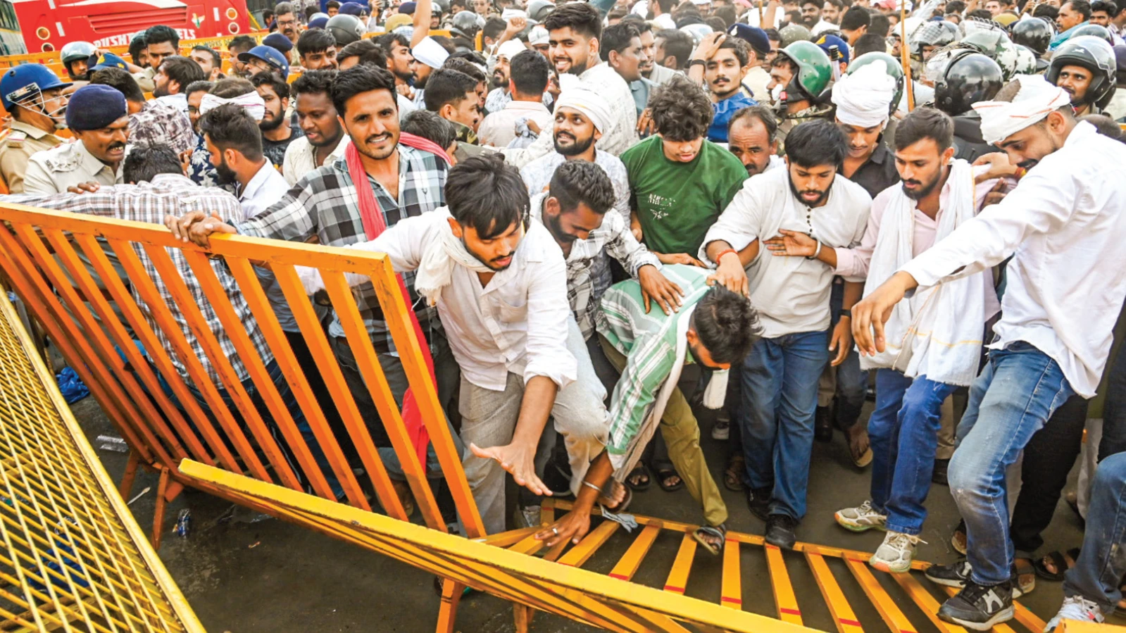 চাষীদের বিক্ষোভে উত্তাল ভোপালও, মোদির বিরুদ্ধে ‘ককরোচ’ আন্দোলনে সঙ্গী কৃষকরাও