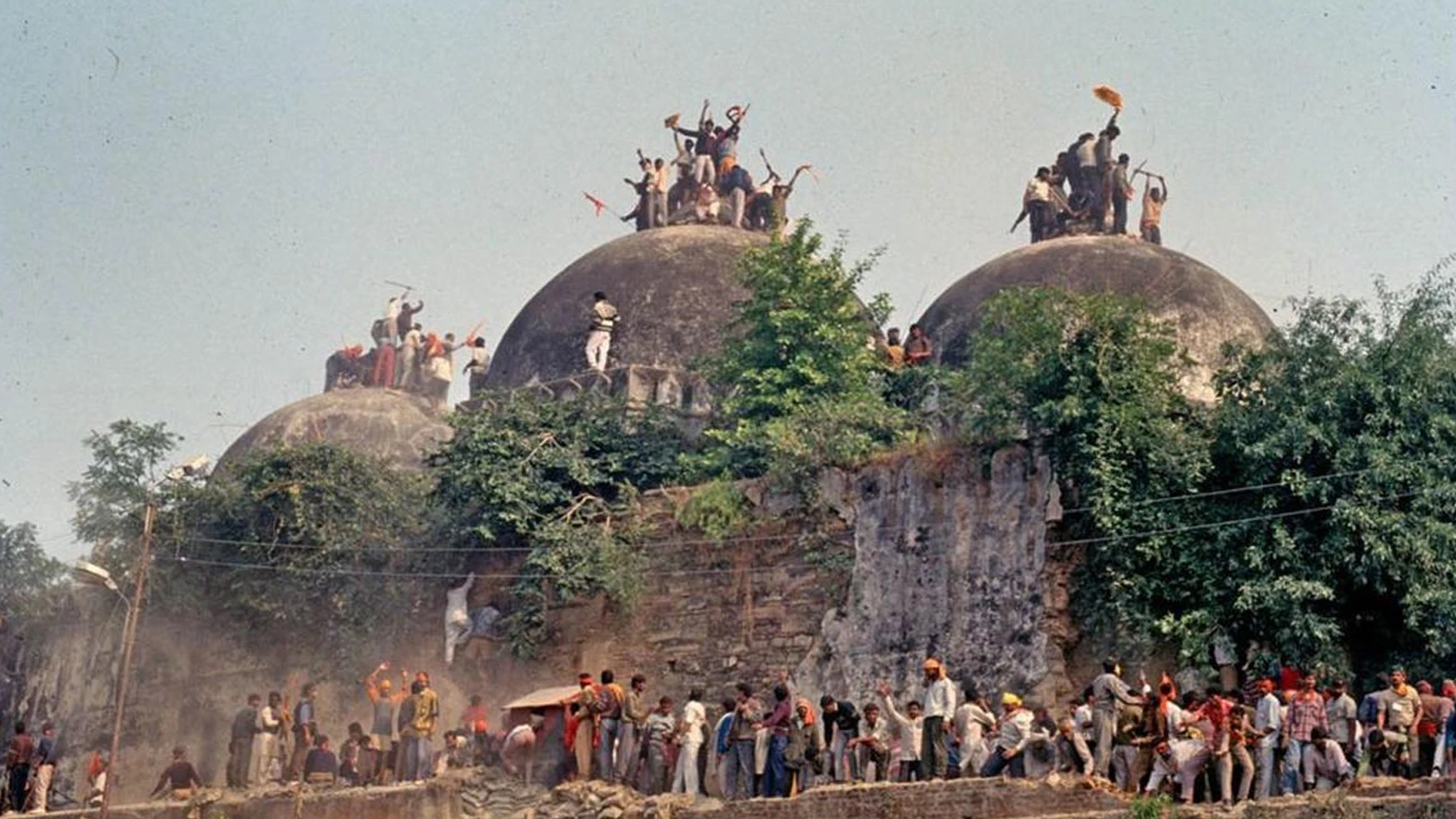 ‘বাবরি ধ্বংসের বিরুদ্ধে কথা বলা দেশবিরোধী কাজ নয়’, মন্তব্য বম্বে হাইকোর্টের