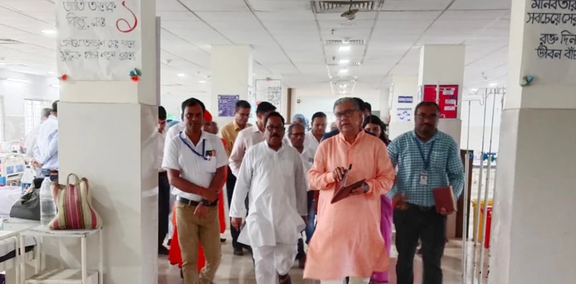 হলদিয়া মহকুমা হাসপাতাল পরিদর্শনে রাজ্যের স্বাস্থ্য মন্ত্রী শারদ্বত মুখোপাধ্যায়