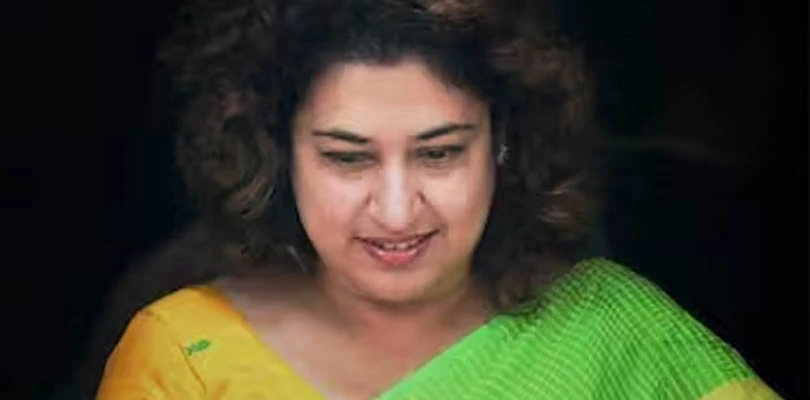 প্রধানমন্ত্রীর কাছে দরবার করলেন শতাব্দী, অমিত শাহের কাছে সাংসদ জুন
