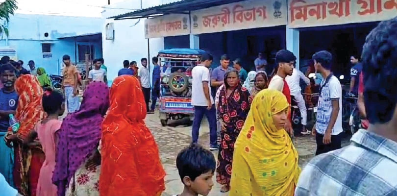 ‘ভূতের উপদ্রব’! সন্দেশখালির স্কুলে একে একে অসুস্থ ৩২ ছাত্রী, আতঙ্ক, প্যানিক অ্যাটাকে হাসপাতালে ভরতি দুই