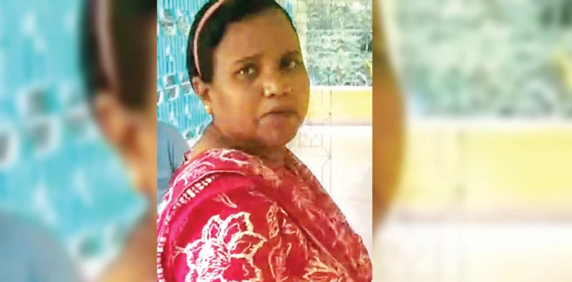 মন্দিরবাজারের কলেজে জেলা পরিষদ সদস্যকে ঘিরে বিক্ষোভ