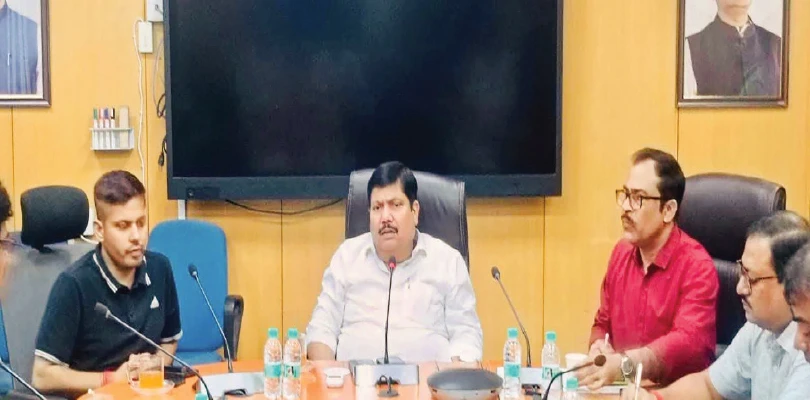 বিভিন্ন হাসপাতাল ছুঁয়ে ১০টি রুটে রাত্রিকালীন সরকারি বাস পরিষেবা, ঘোষণা পরিবহণমন্ত্রীর