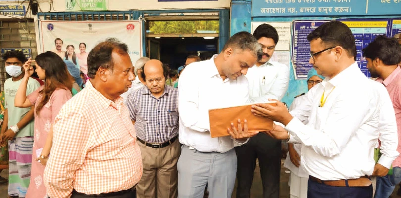 বারুইপুর হাসপাতালের পরিকাঠামো ও বাইপাসের কাজ পরিদর্শনে জেলাশাসক, গড়িয়া-শাসন রাস্তা দ্রুত শেষের আশ্বাস