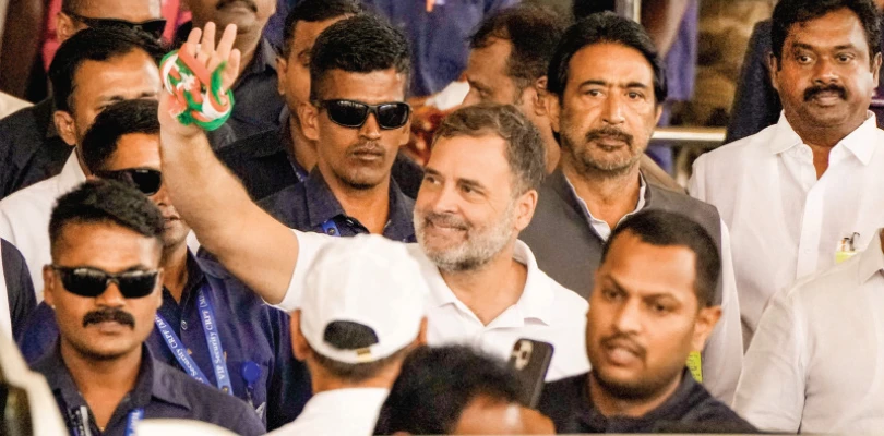 এবার ডিলিমিটেশন নিয়ে রাহুলের নিশানায় কেন্দ্র, আত্মঘাতী পরীক্ষার্থীদের পরিবারের সঙ্গে দেখা