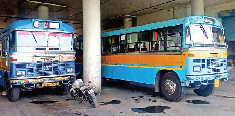 বাস টার্মিনাসের অব্যবহৃত অংশকে এবার ব্যবহারের উপযোগী করার দাবি