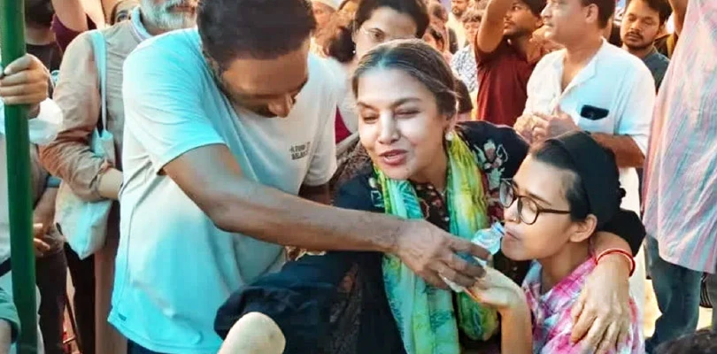 গান্ধীনীতি অনশনকে বেছে নিচ্ছে জেন জি-ও!