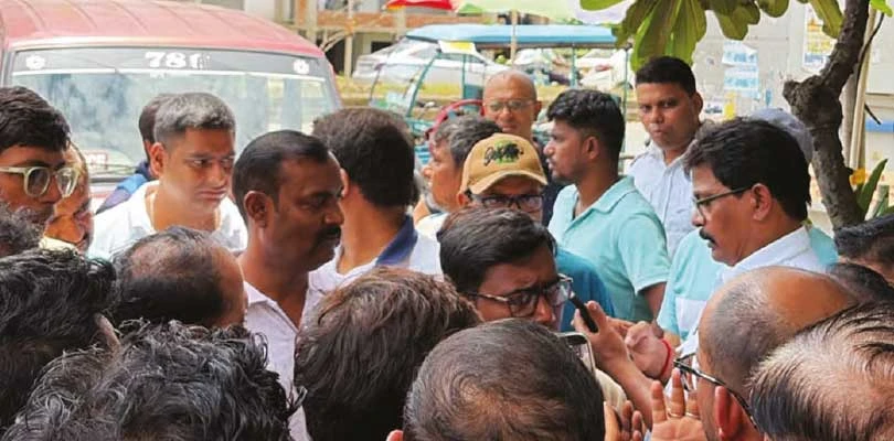 রাজারহাটে আবাসনের জলে সংক্রমণ অসুস্থ একাধিক বাসিন্দা, থানায় অভিযোগ