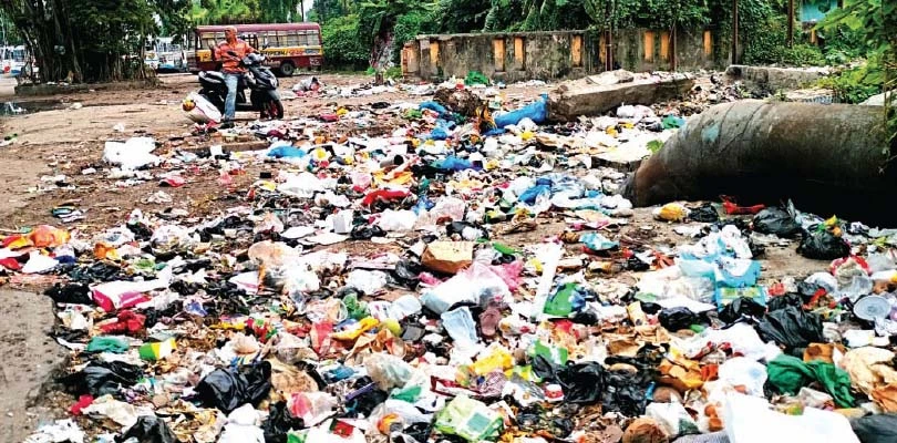 সাঁকরাইলে আবর্জনা-সমস্যার সমাধানে বর্জ্য ব্যবস্থাপনা কেন্দ্র