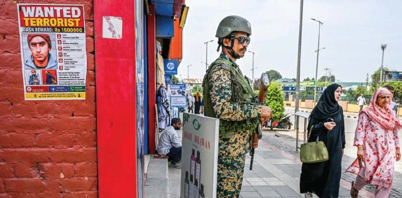 স্বাধীনতা দিবস উপলক্ষ্যে কড়া নিরাপত্তা কাশ্মীরজুড়ে