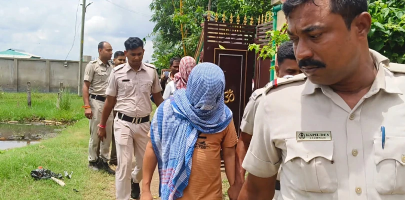 বোলপুরে টুলুর ম্যানেজার সহ গ্রেপ্তার ৩, রাতভর তল্লাশিতে মিলল একাধিক অপরাধমূলক নথি
