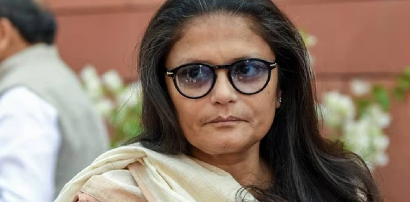 সংসদে &lsquo;লুঙ্গিওয়ালা&rsquo; মন্তব্য, সুস্মিতাকে নোটিস ব্রিটাসের